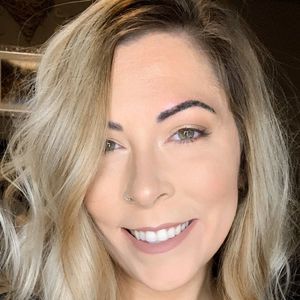 Meet your Posher, Kenzie